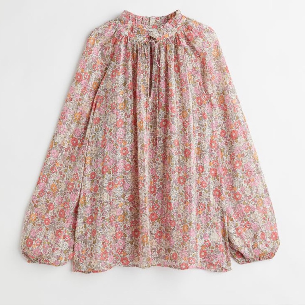 H&M floral Tie-neck Blouse